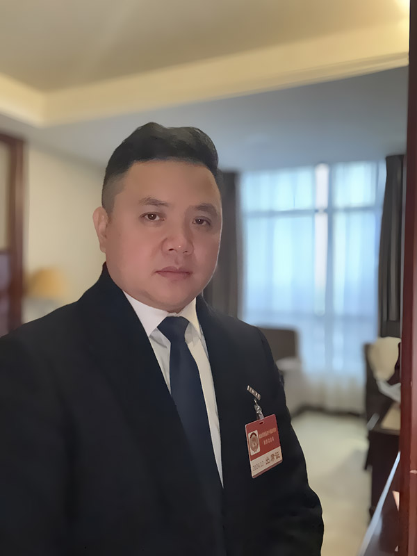 BE（从大山到世界）创始人